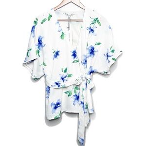 New Collective Concepts White Blue Floral Wrap Kimono Sleeve Tie Waist Blouse L